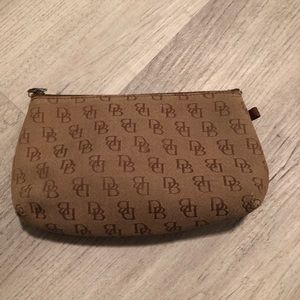 Dooney & Bourke coin pouch